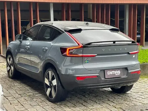 Volvo C40 Recharge - Imagem 6