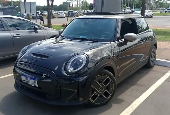 Mini Cooper SE - Imagem 2