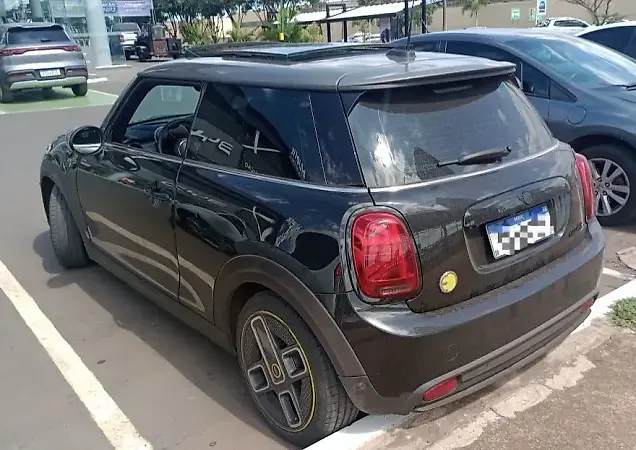 Mini Cooper SE - Imagem 4