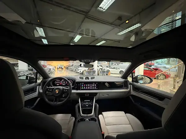 Porsche Cayenne E-hybrid - Imagem 18
