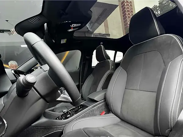 Volvo C40 Recharge - Imagem 7