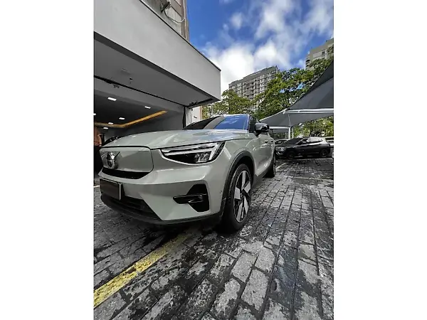 Volvo C40 Recharge - Imagem 9