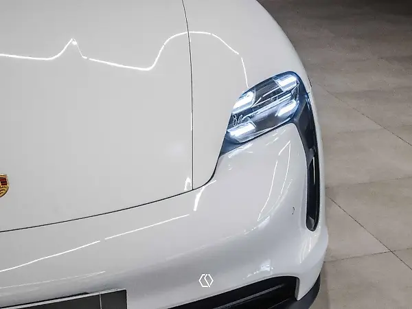 Porsche Taycan - Imagem 3