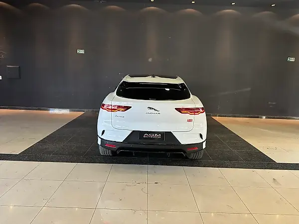 Jaguar I-pace - Imagem 5