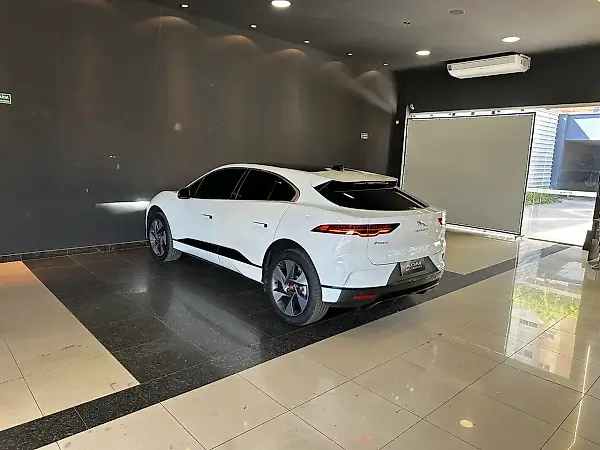 Jaguar I-pace - Imagem 4
