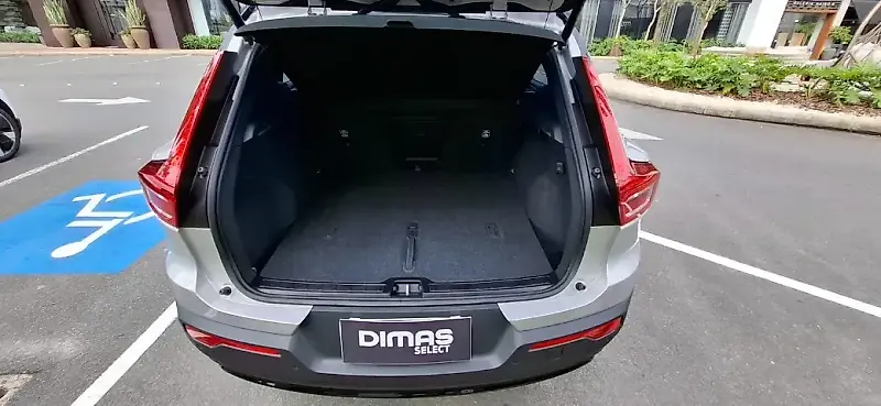 Volvo XC40 Recharge - Imagem 18