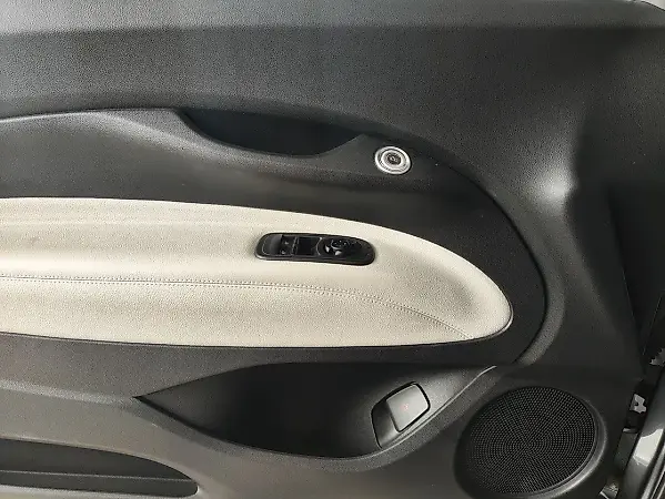 Fiat 500e - Imagem 12