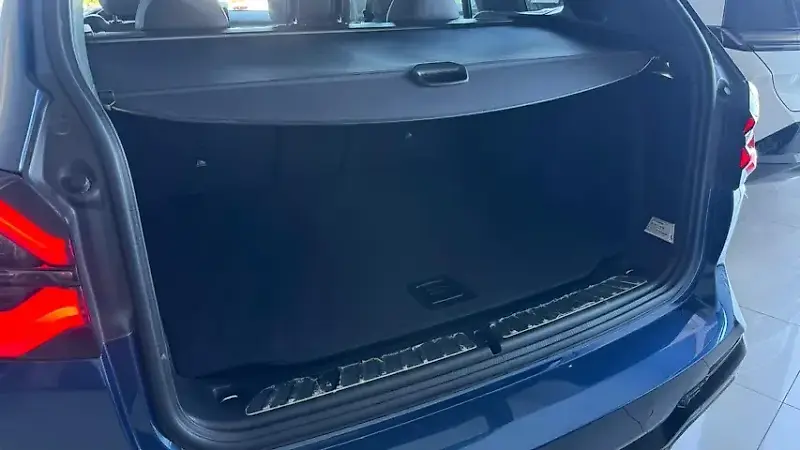 BMW IX3 - Imagem 6