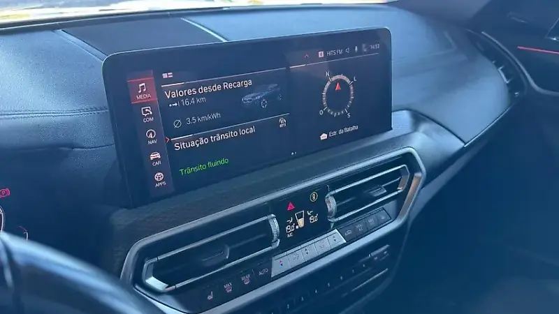 BMW IX3 - Imagem 13