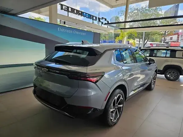 Chevrolet Equinox EV - Imagem 5