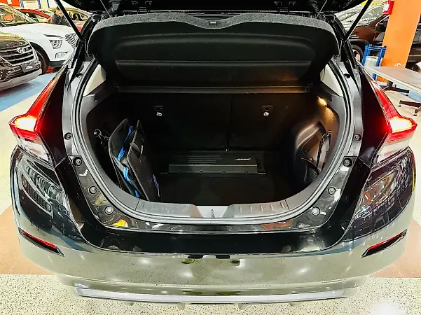 Nissan Leaf - Imagem 8
