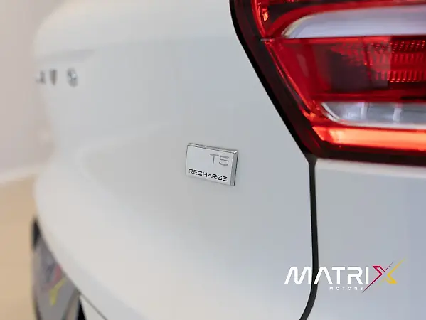 Volvo XC40 Recharge - Imagem 7