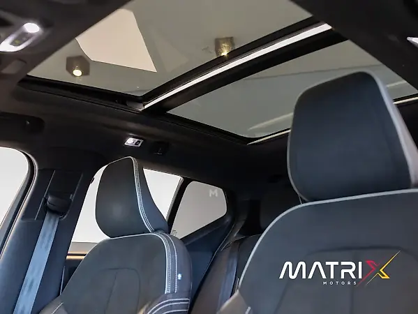 Volvo XC40 Recharge - Imagem 17