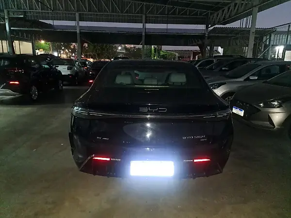 BYD Seal - Imagem 2