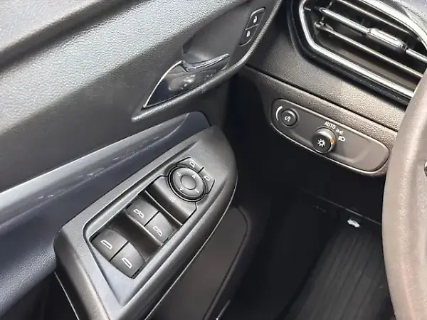Chevrolet Bolt Euv - Imagem 8