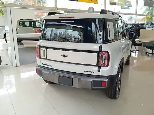 Chevrolet Spark Euv - Imagem 4