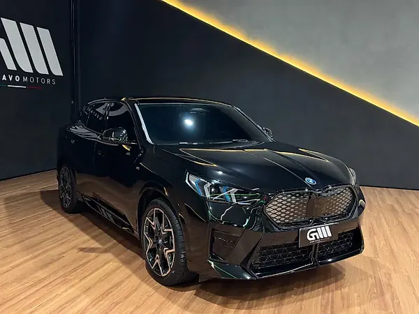 BMW IX2 - Imagem 4
