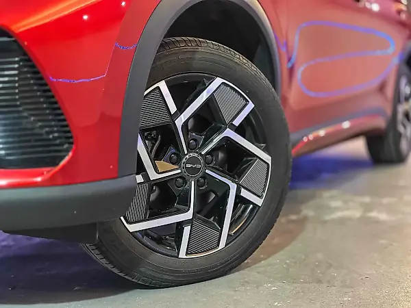 BYD Yuan Plus - Imagem 7