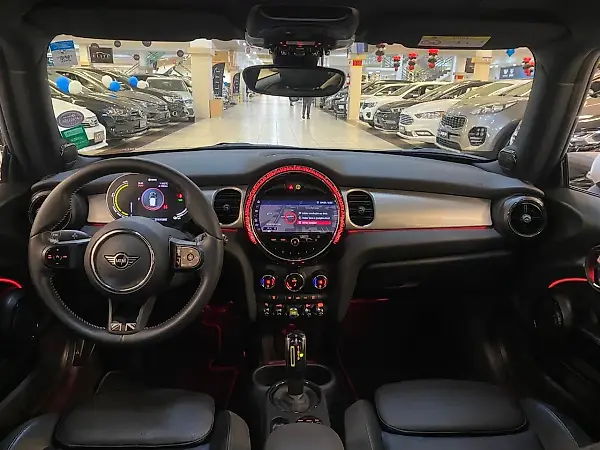 Mini Cooper SE - Imagem 7