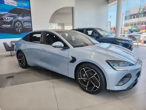BYD Seal - Imagem 1