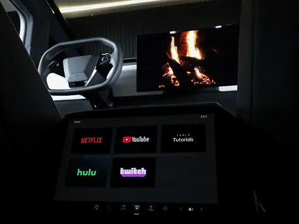 Tesla Cybertruck - Imagem 13