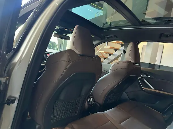 BMW IX1 - Imagem 14