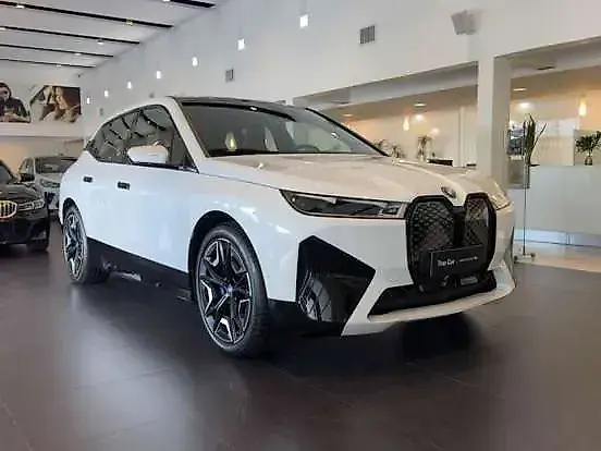 BMW IX1 - Imagem 2