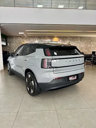 Volvo EX30 - Imagem 2