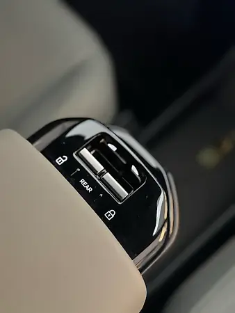 Volvo EX30 - Imagem 11