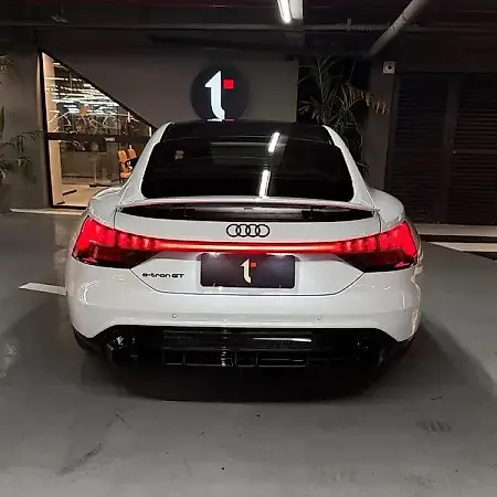 Audi E-tron  GT - Imagem 5