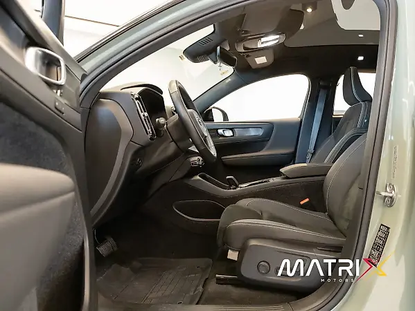 Volvo C40 Recharge - Imagem 14
