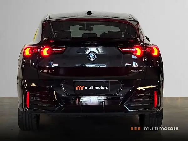 BMW Ix - Imagem 5