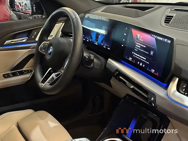 BMW Ix - Imagem 17
