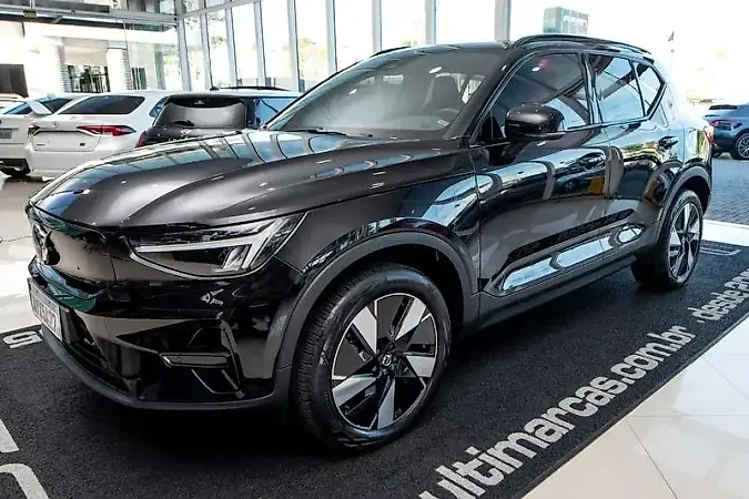 Volvo XC40 Recharge - Imagem 1