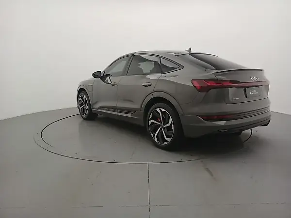Audi E-tron - Imagem 5
