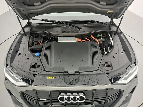 Audi E-tron - Imagem 14