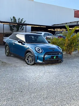 Mini Cooper SE - Imagem 1