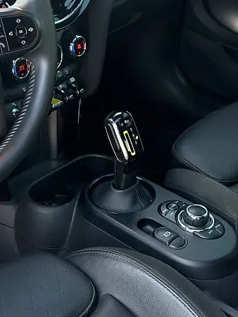 Mini Cooper SE - Imagem 12