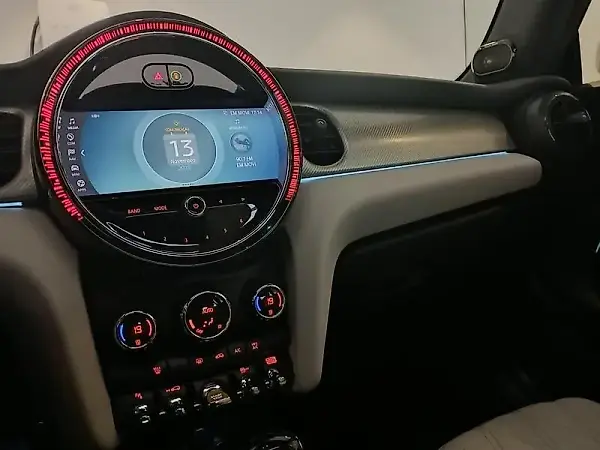 Mini Cooper SE - Imagem 10