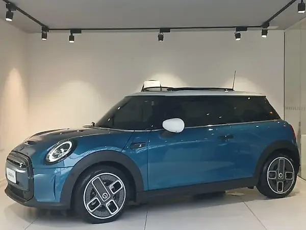 Mini Cooper SE - Imagem 3
