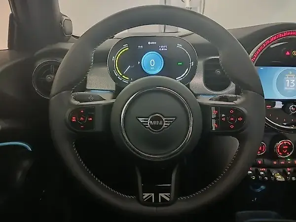 Mini Cooper SE - Imagem 8