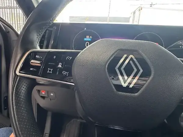 Renault Megane E-tech Electric - Imagem 7