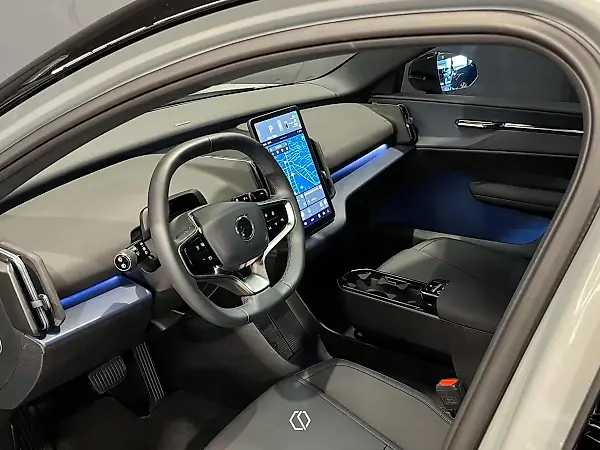 Volvo EX30 - Imagem 6