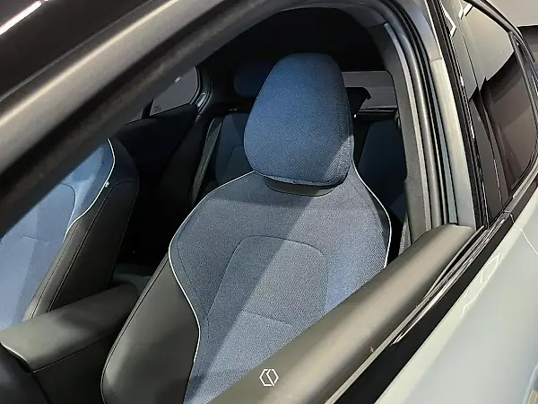 Volvo EX30 - Imagem 7