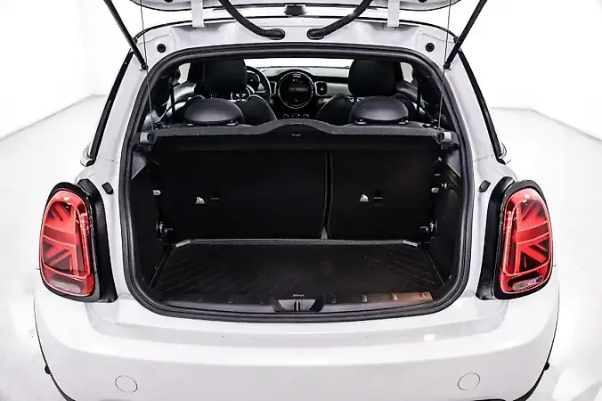 Mini Cooper SE - Imagem 11
