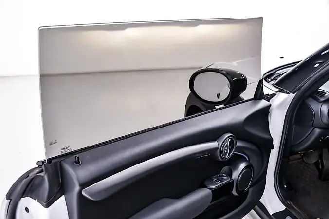 Mini Cooper SE - Imagem 12