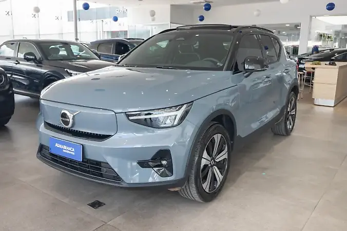 Volvo XC40 Recharge - Imagem 1