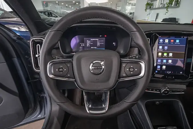 Volvo XC40 Recharge - Imagem 15