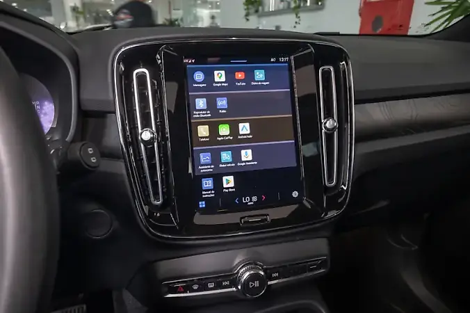 Volvo XC40 Recharge - Imagem 16