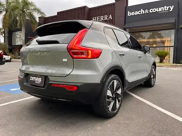 Volvo XC40 Recharge - Imagem 5